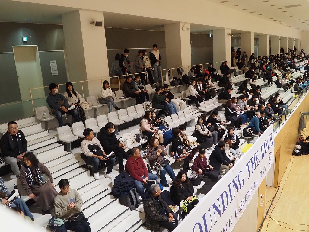 男子試合会社応援